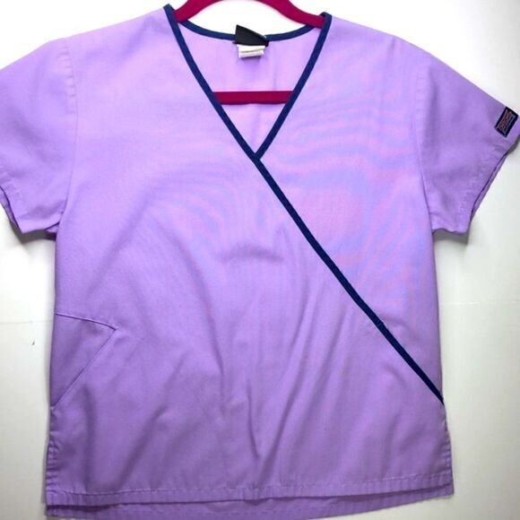 Cherokee Workwear Authentic Scrubs Scrub Top, Short Sleeve Lavender, Size (XS) - Picture 1 of 7